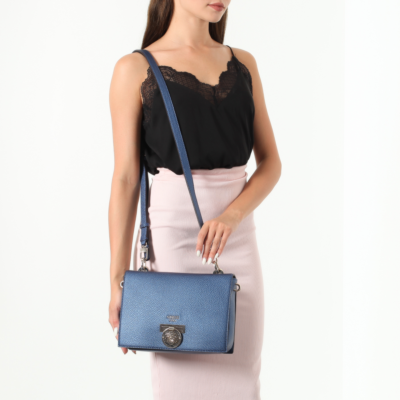 Сумочка со съемным плечевым ремешком Guess Marlene