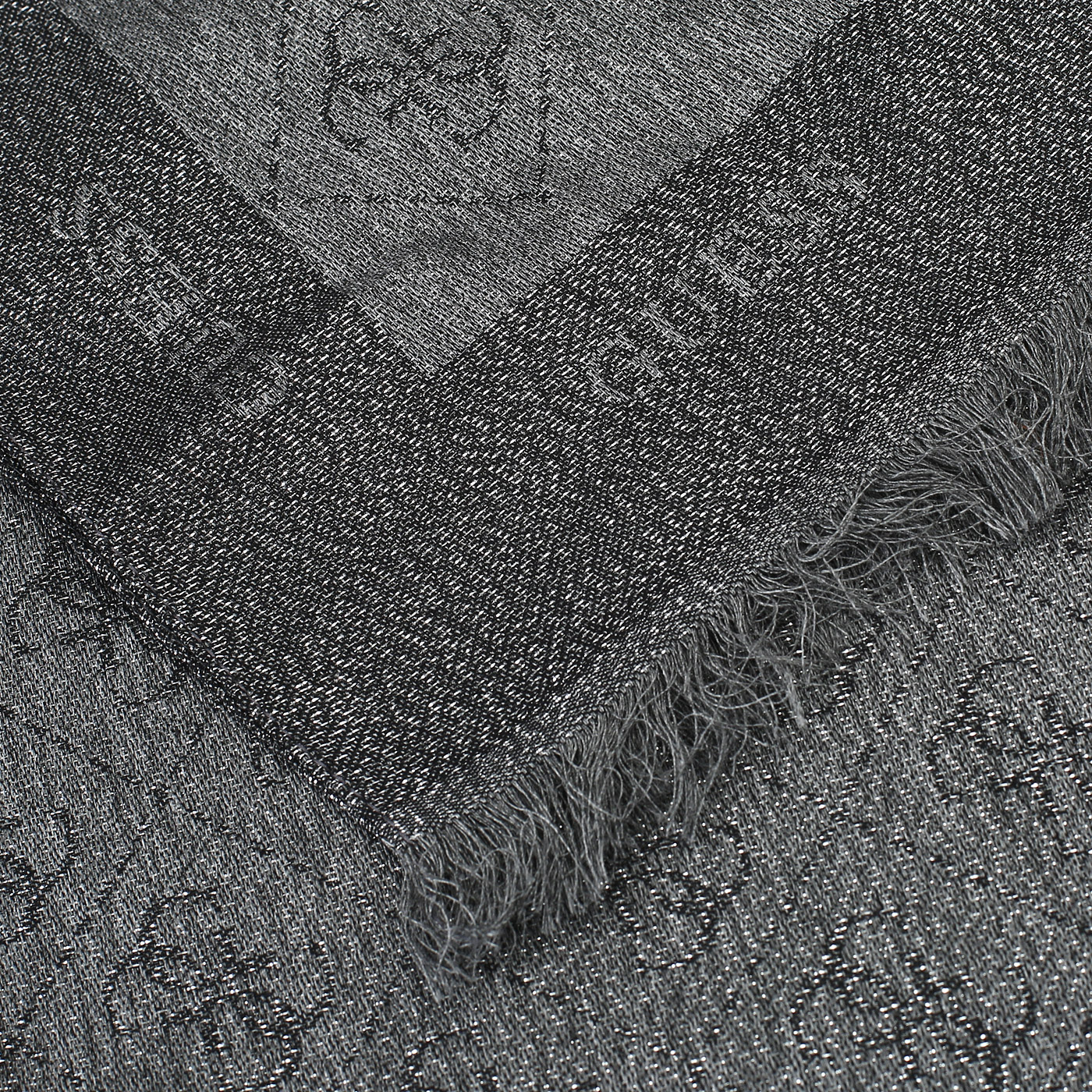 Женский платок Guess 