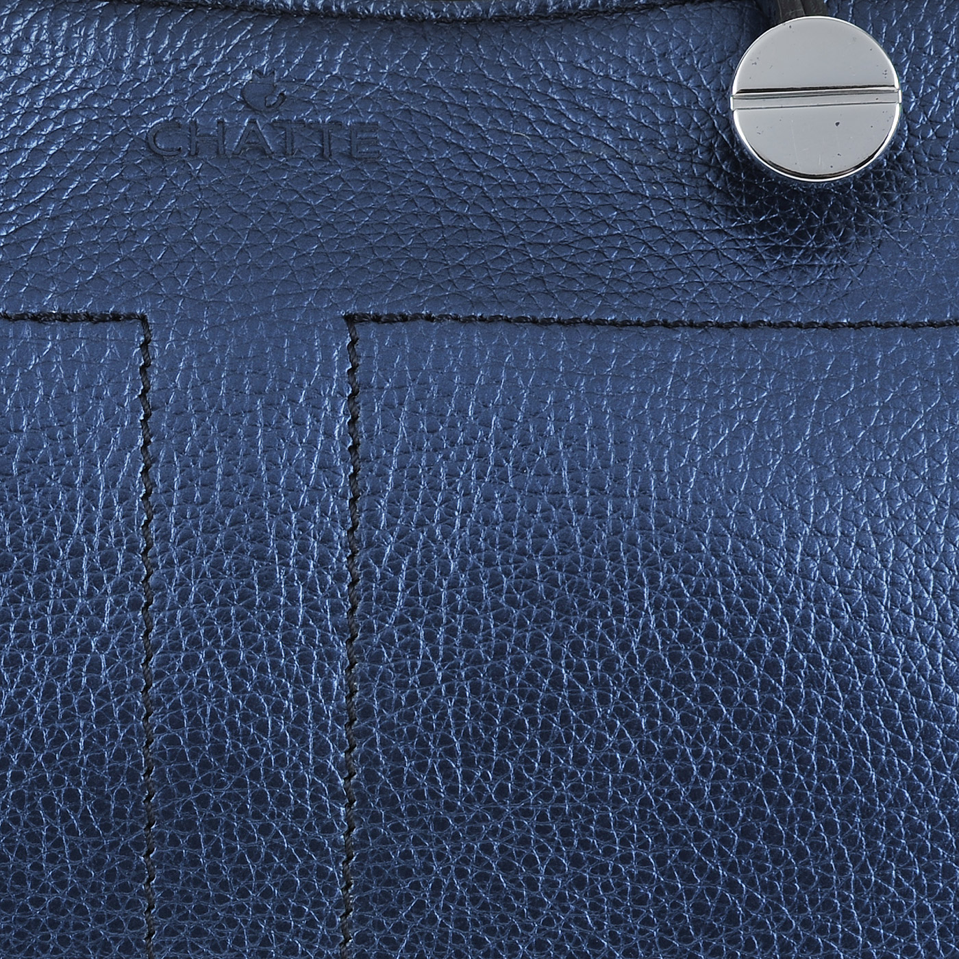 Вместительная женская сумка из металлизированной кожи Chatte Marseille