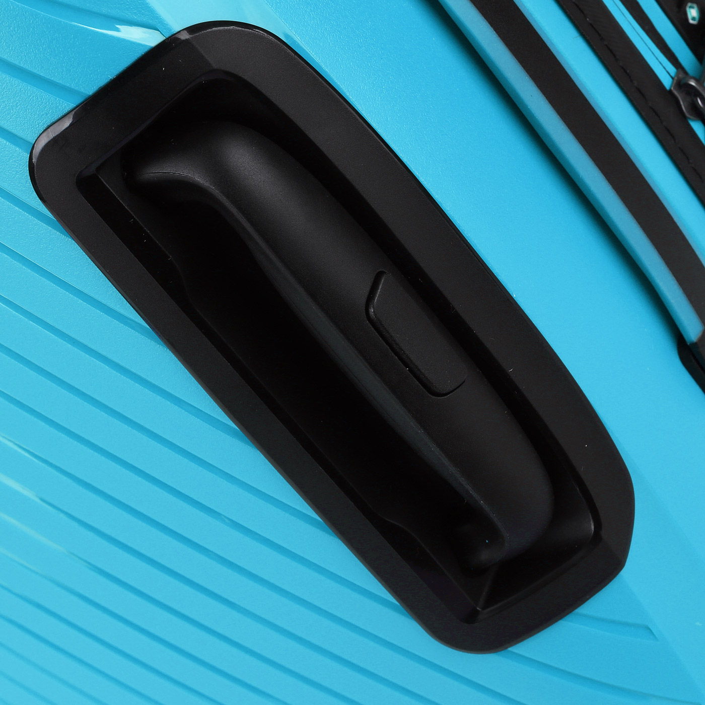 Чемодан большой L из полипропилена Eberhart Delight