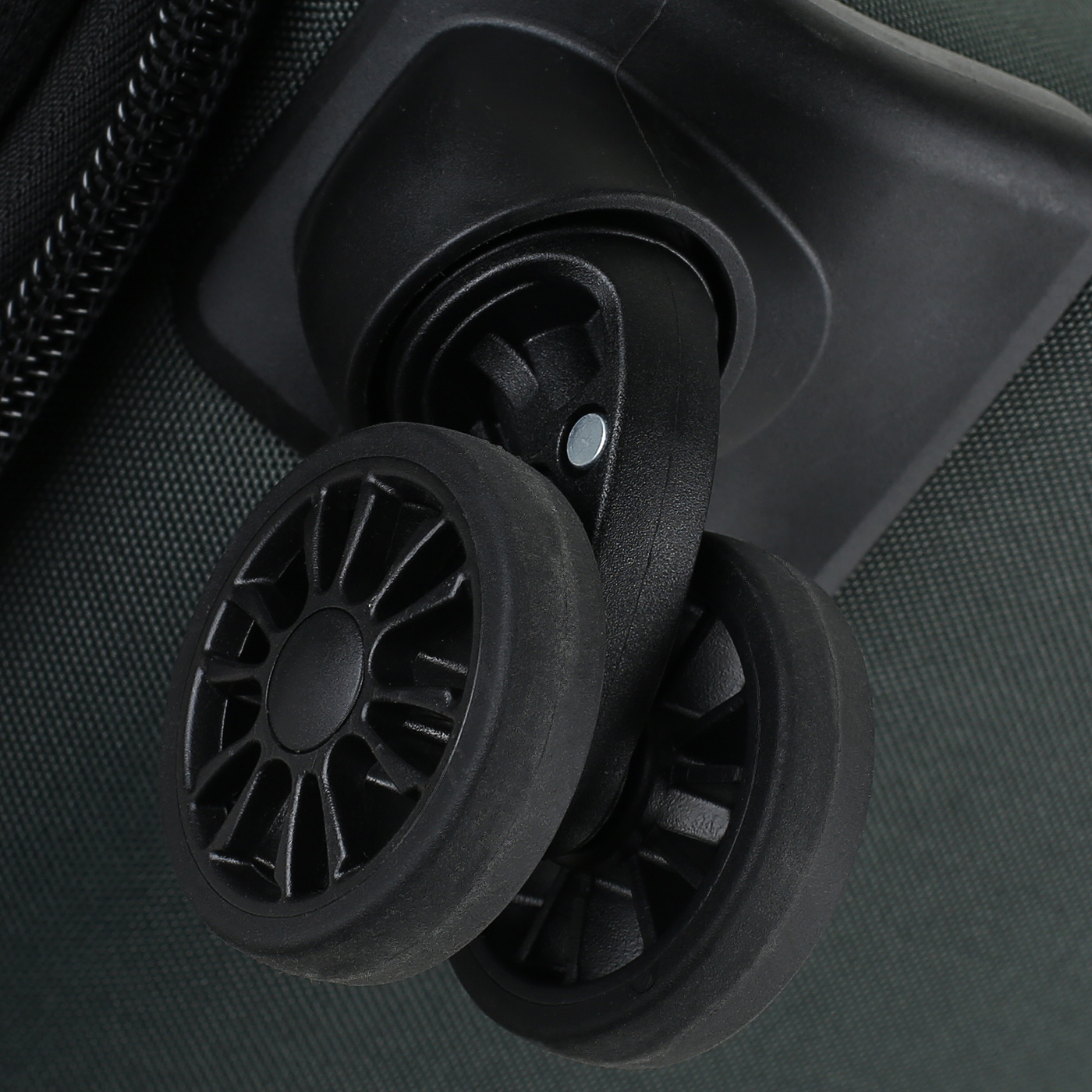 Текстильный чемодан Delsey Pin Up 6