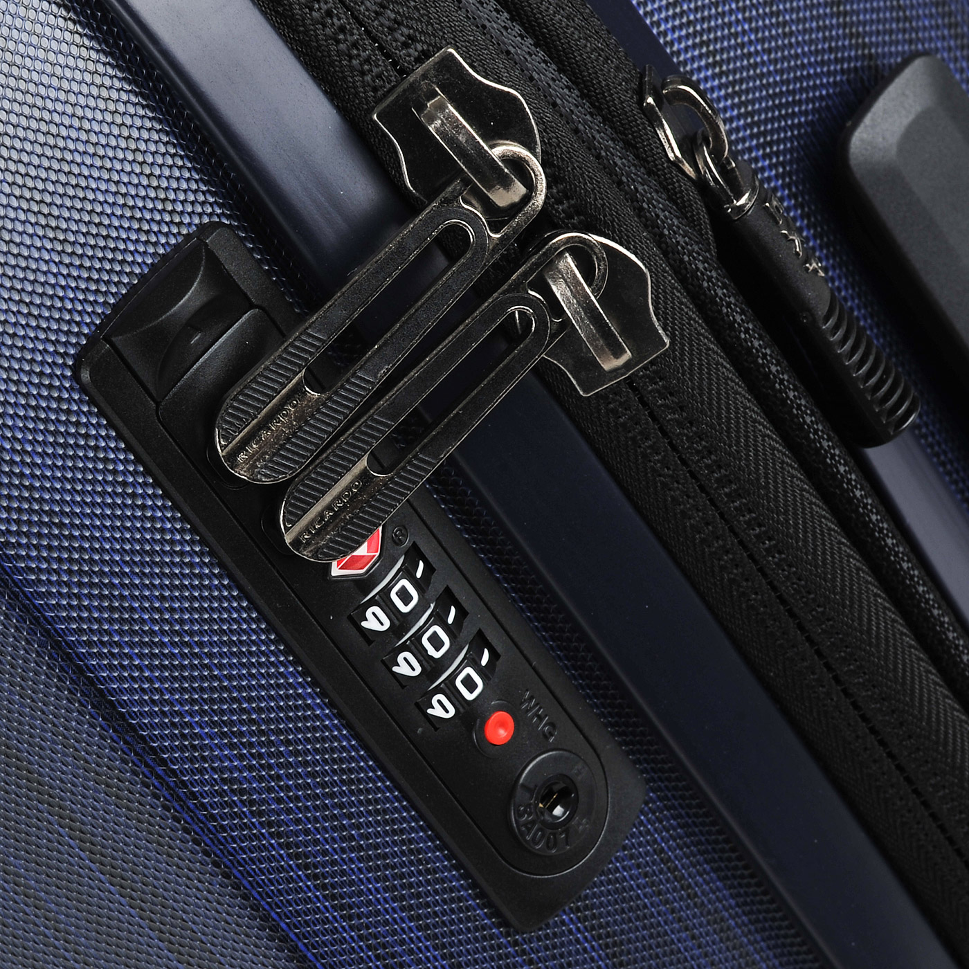 Чемодан маленький S из поликарбоната с кодовым замком Ricardo Beverly Hills Rio Dell