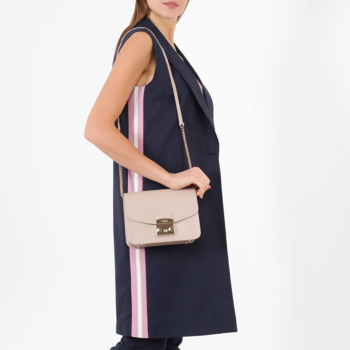 Кожаная сумочка с тиснением Furla Metropolis