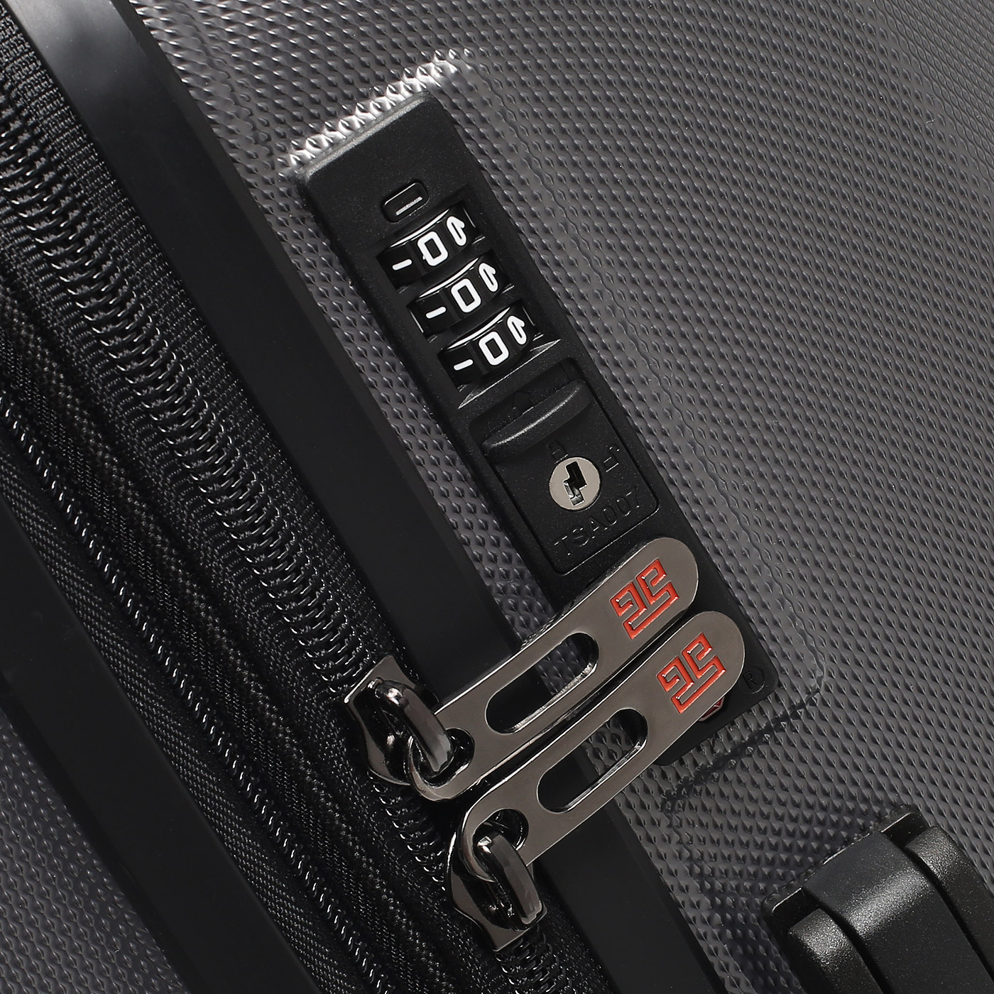 Чемодан средний M из поликарбоната Eberhart Drive 2.0