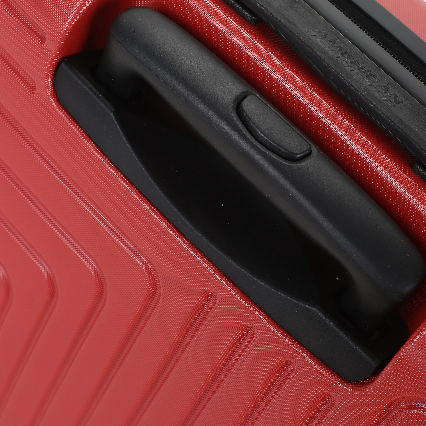 Чемодан для ручной клади из поликарбоната с кодовым замком American Tourister Mighty Maze