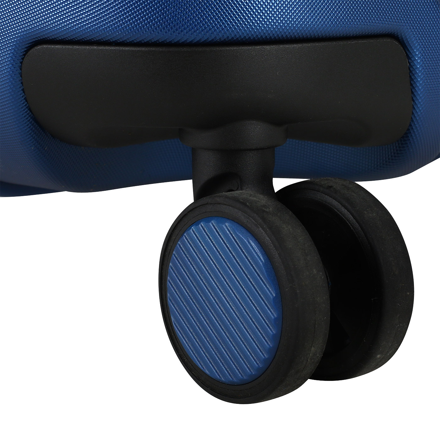 Чемодан средний M из поликарбоната с кодовым замком American Tourister Modern Dream