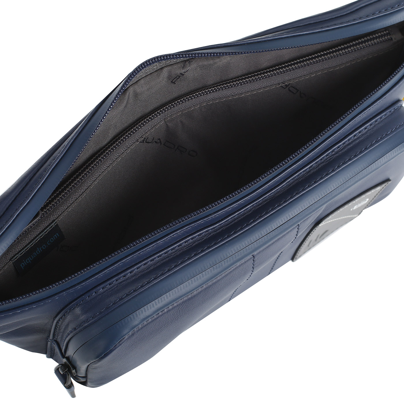 Вместительная поясная сумка Piquadro Explorer