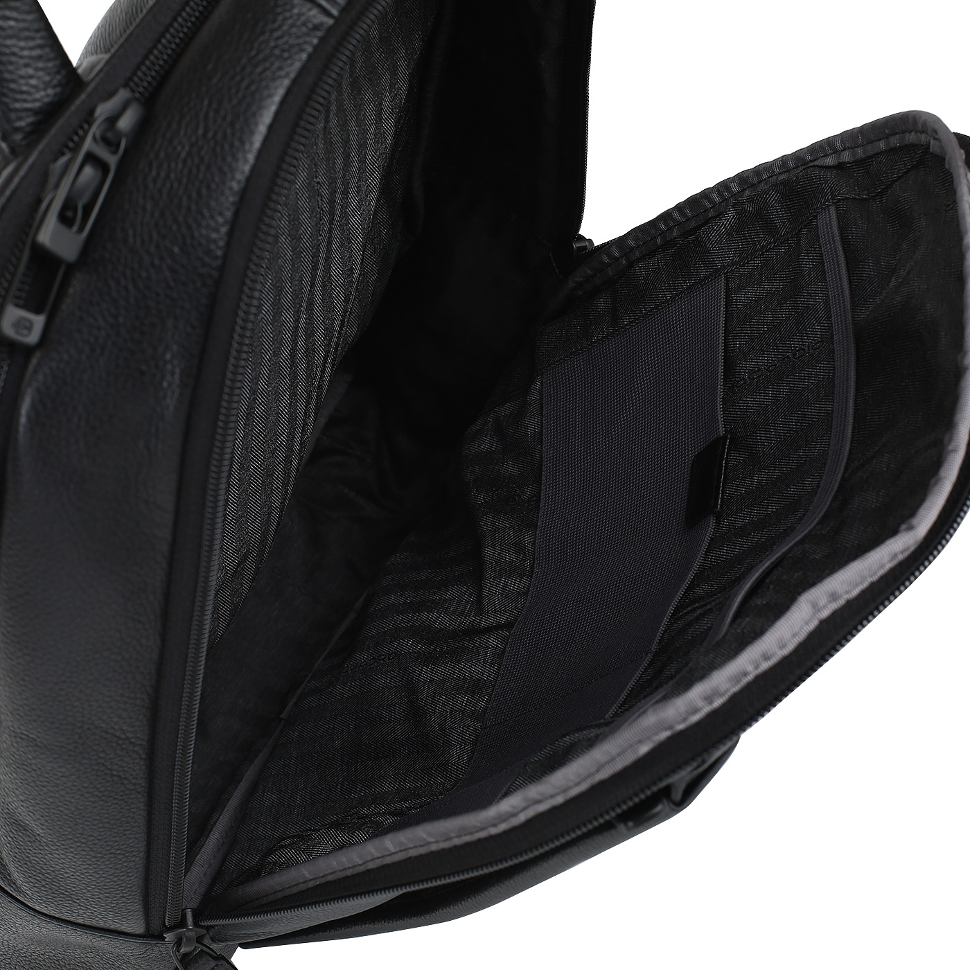 Мужской кожаный рюкзак с отделением для ноутбука Piquadro Plus