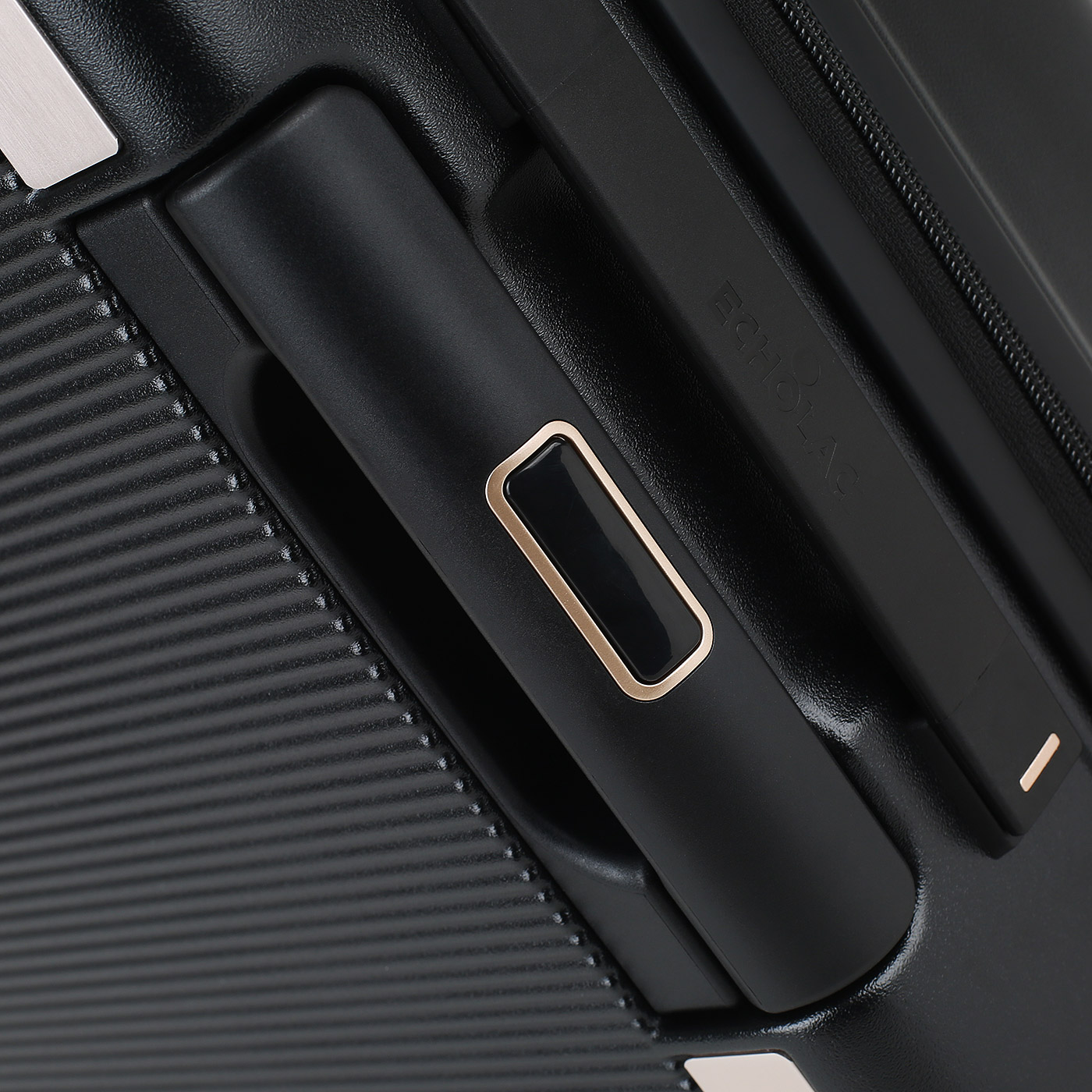 Чемодан маленький S из поликарбоната Echolac Dynasty