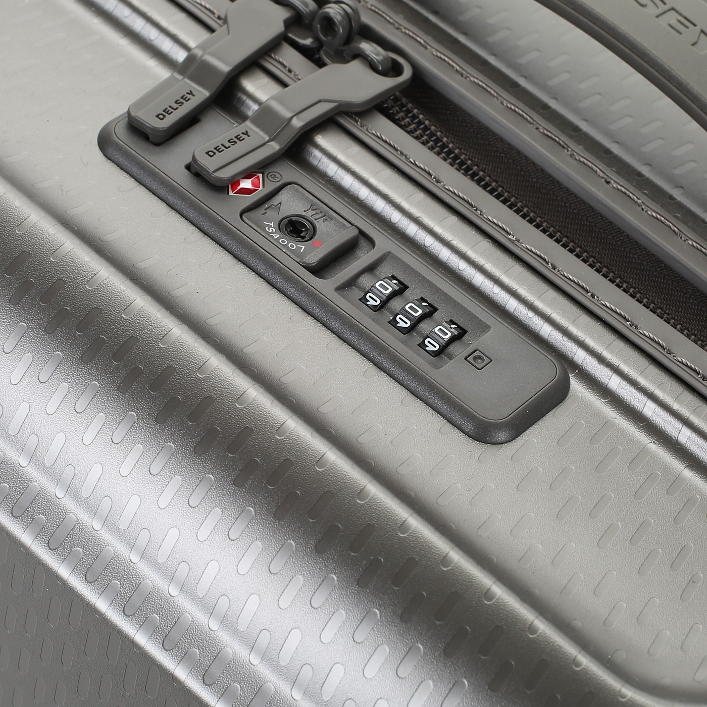 Чемодан маленький S из поликарбоната с кодовым замком Delsey Turenne