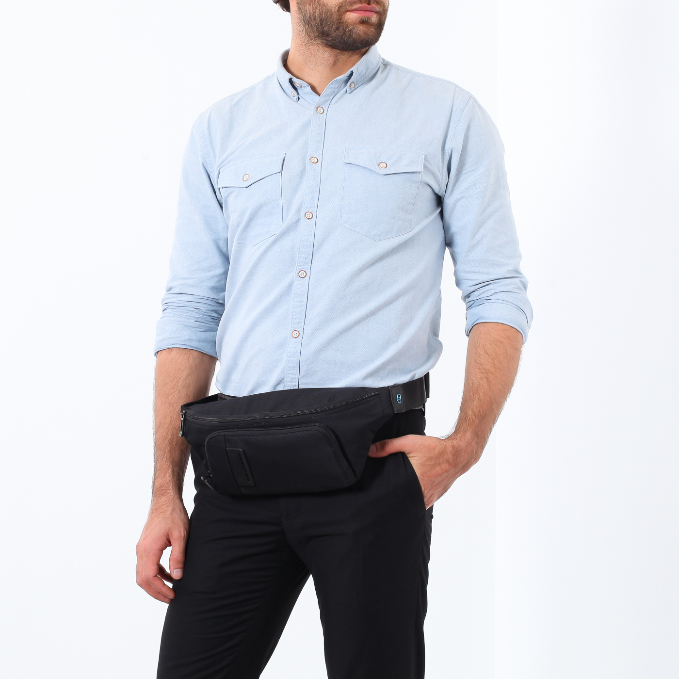 Черная поясная сумка на молнии Piquadro P16