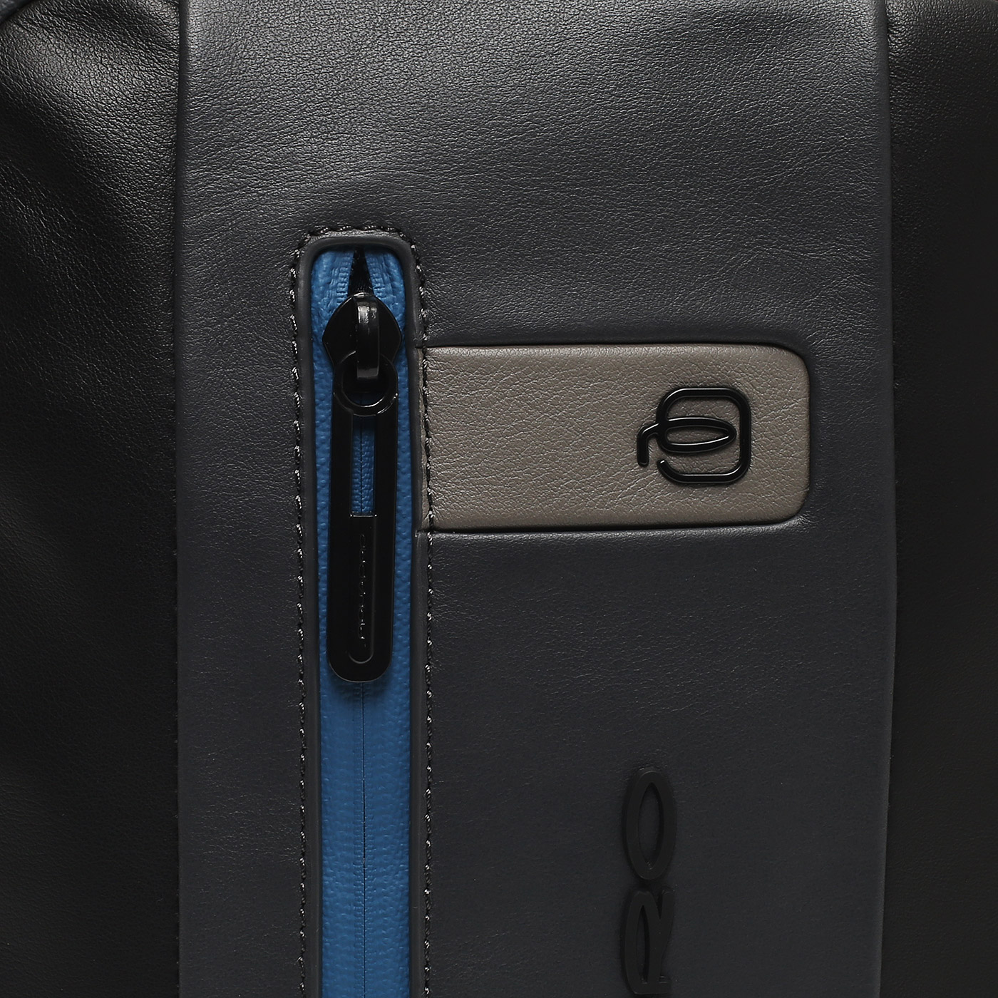 Однолямочный рюкзак Piquadro Urban