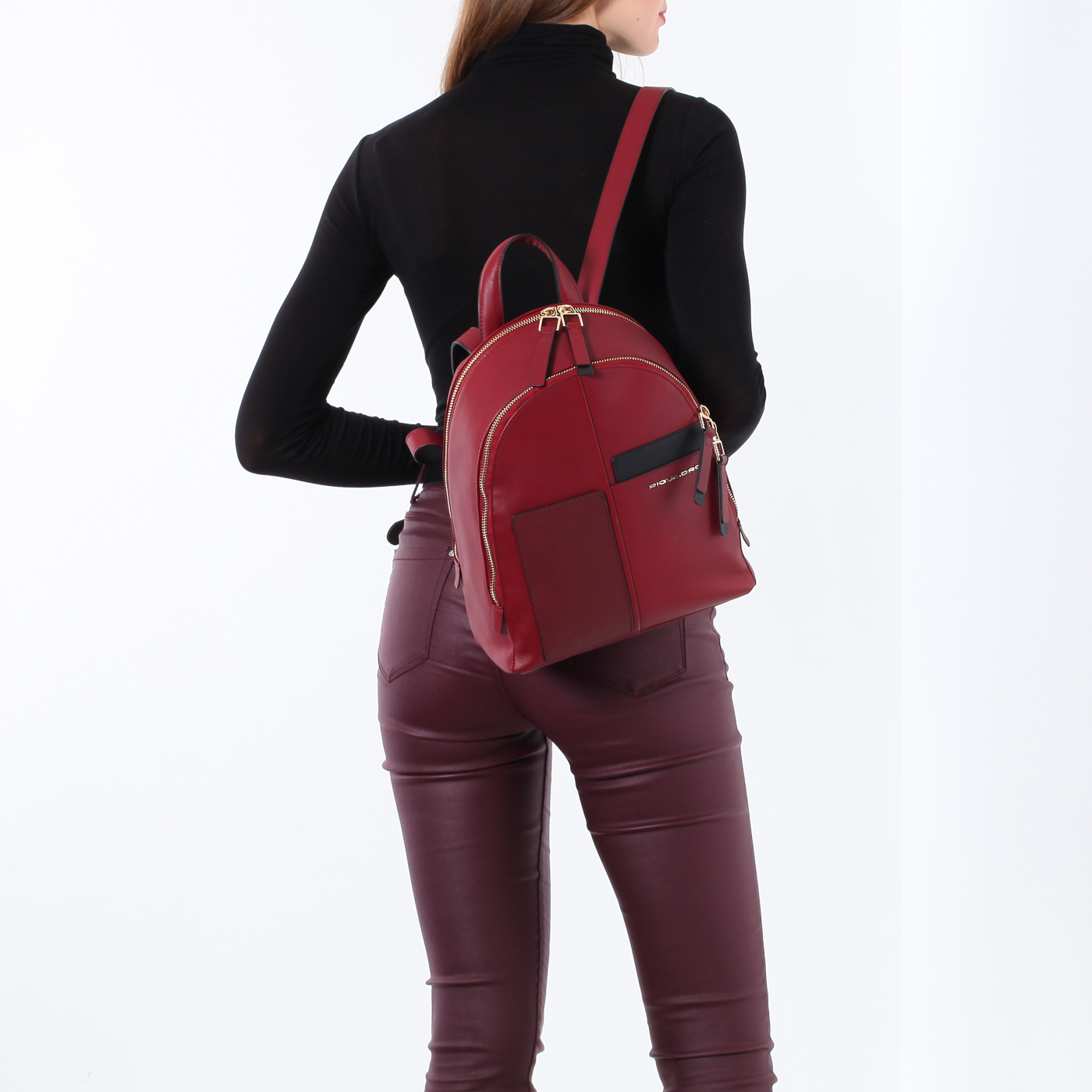 Рюкзак на молнии Piquadro Echo