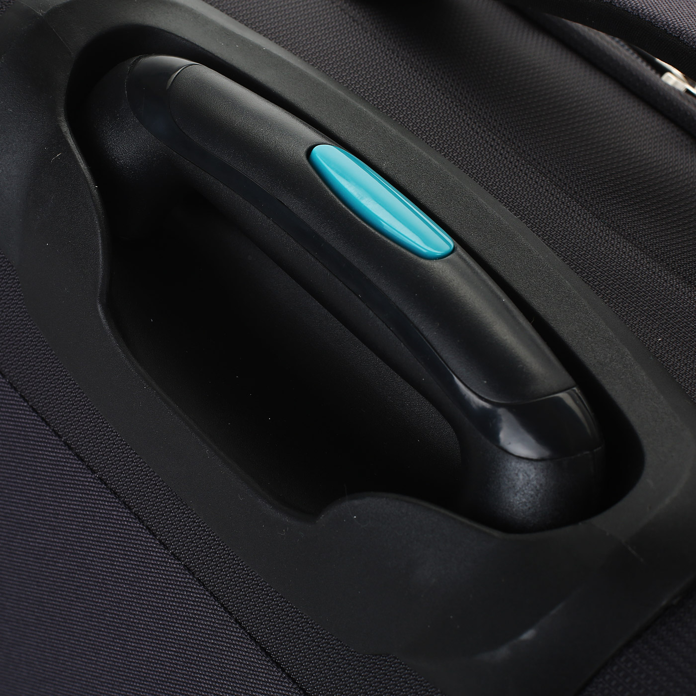 Дорожная сумка на колесах American Tourister Road Quest